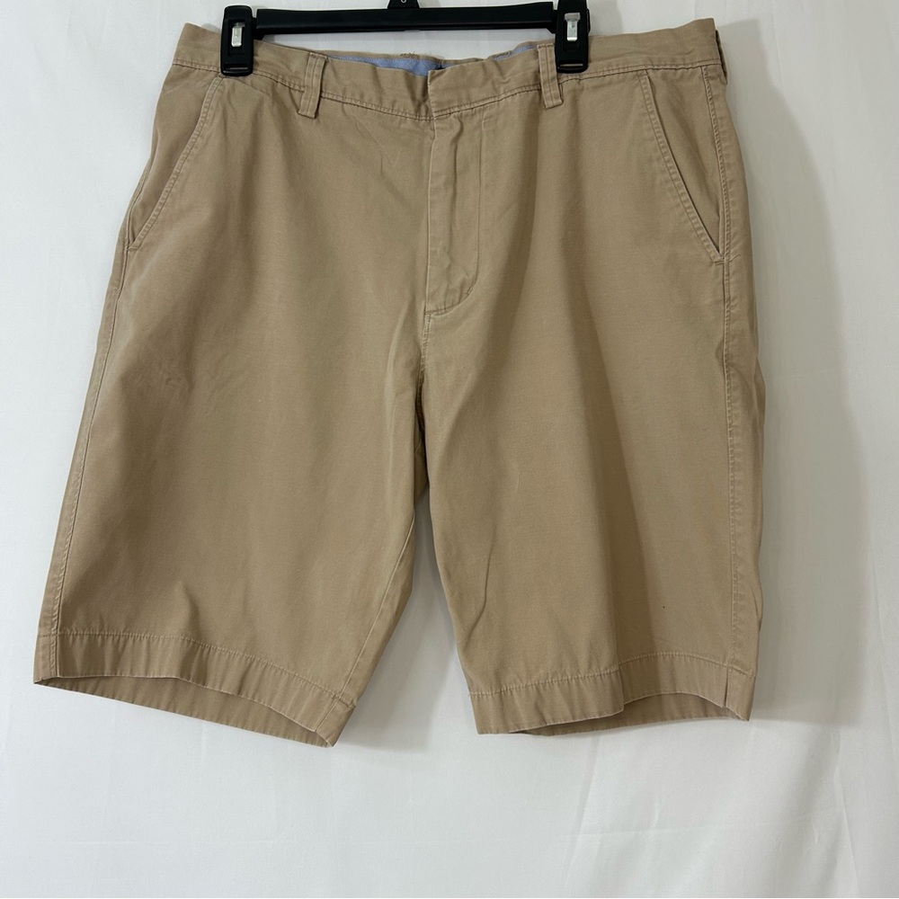 J.Crew Men’s Khaki Shorts Size 35W